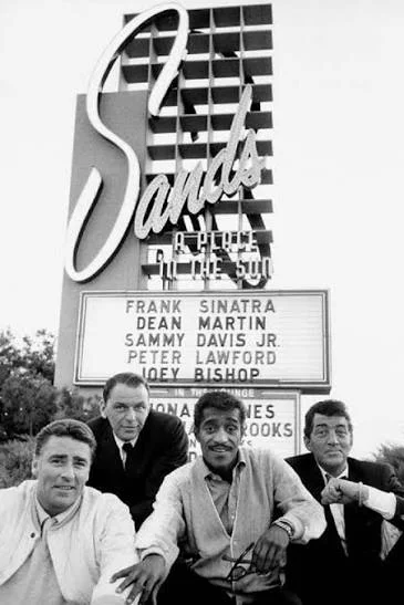 Ο Frank Sinatra με τους Dean Martin και Sammy Davis Jr. στο Λας Βέγκας