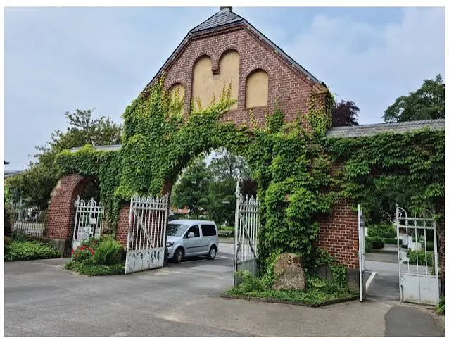 Το Nordfriedhof, νεκροταφείο στο Ζίγκμπουργκ της Γερμανίας