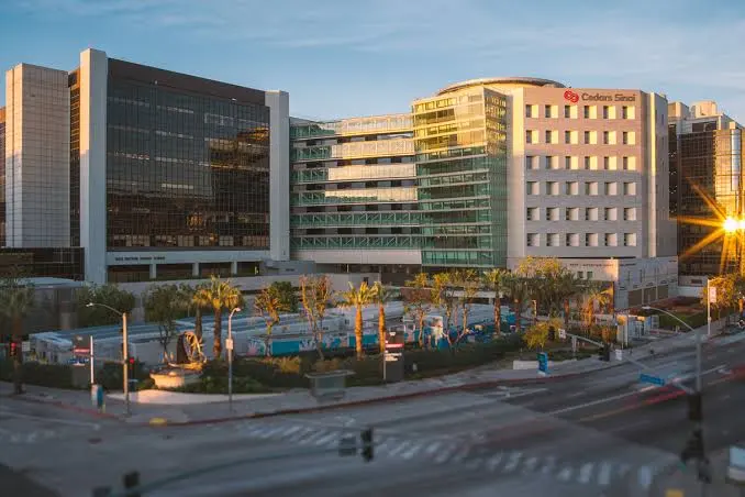 Το Cedars-Sinai Medical Center στο Los Angeles όπου μεταφέρθηκε η Brittany Murphy