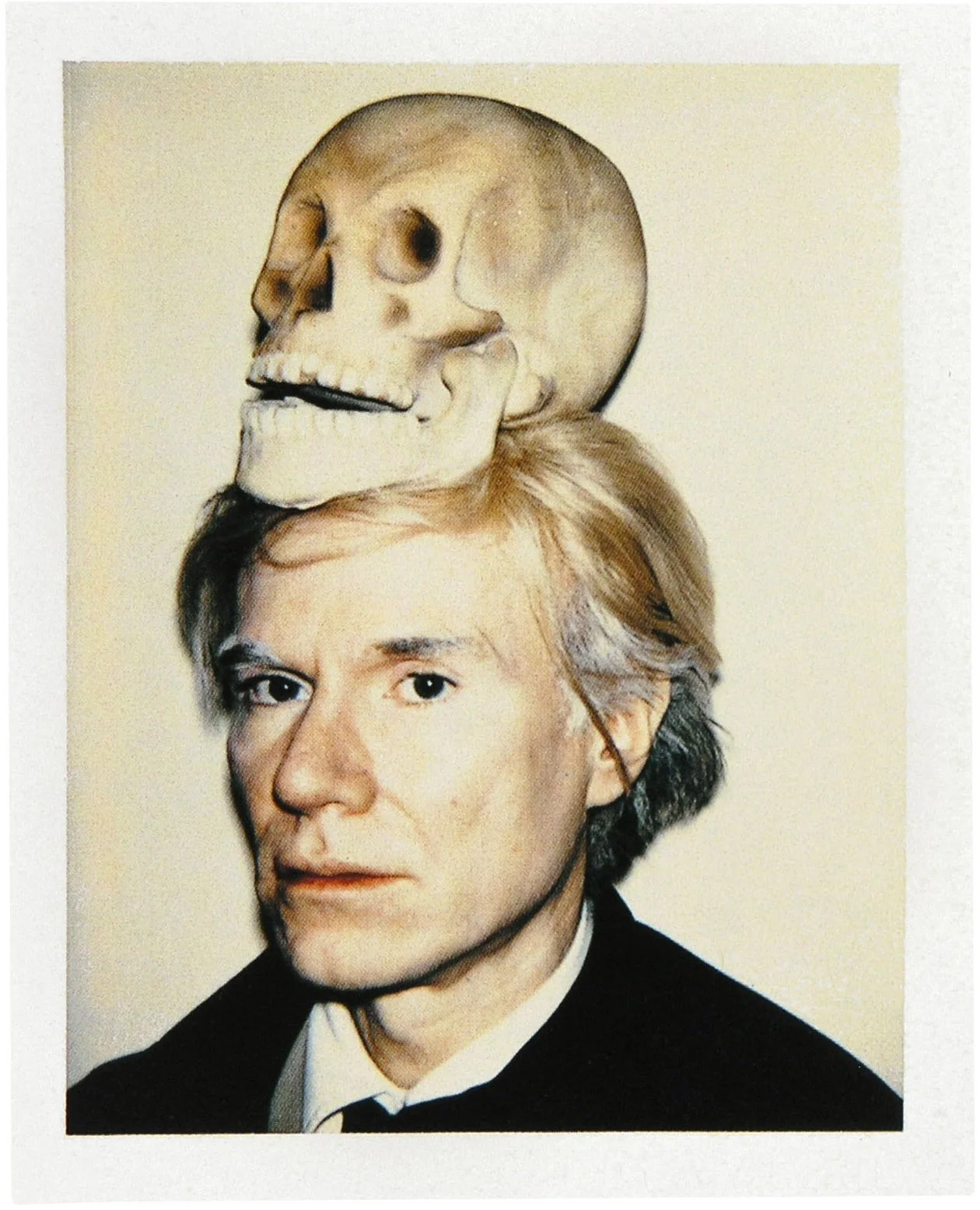 Κρανίο ως memento mori στο στυλ του Andy Warhol