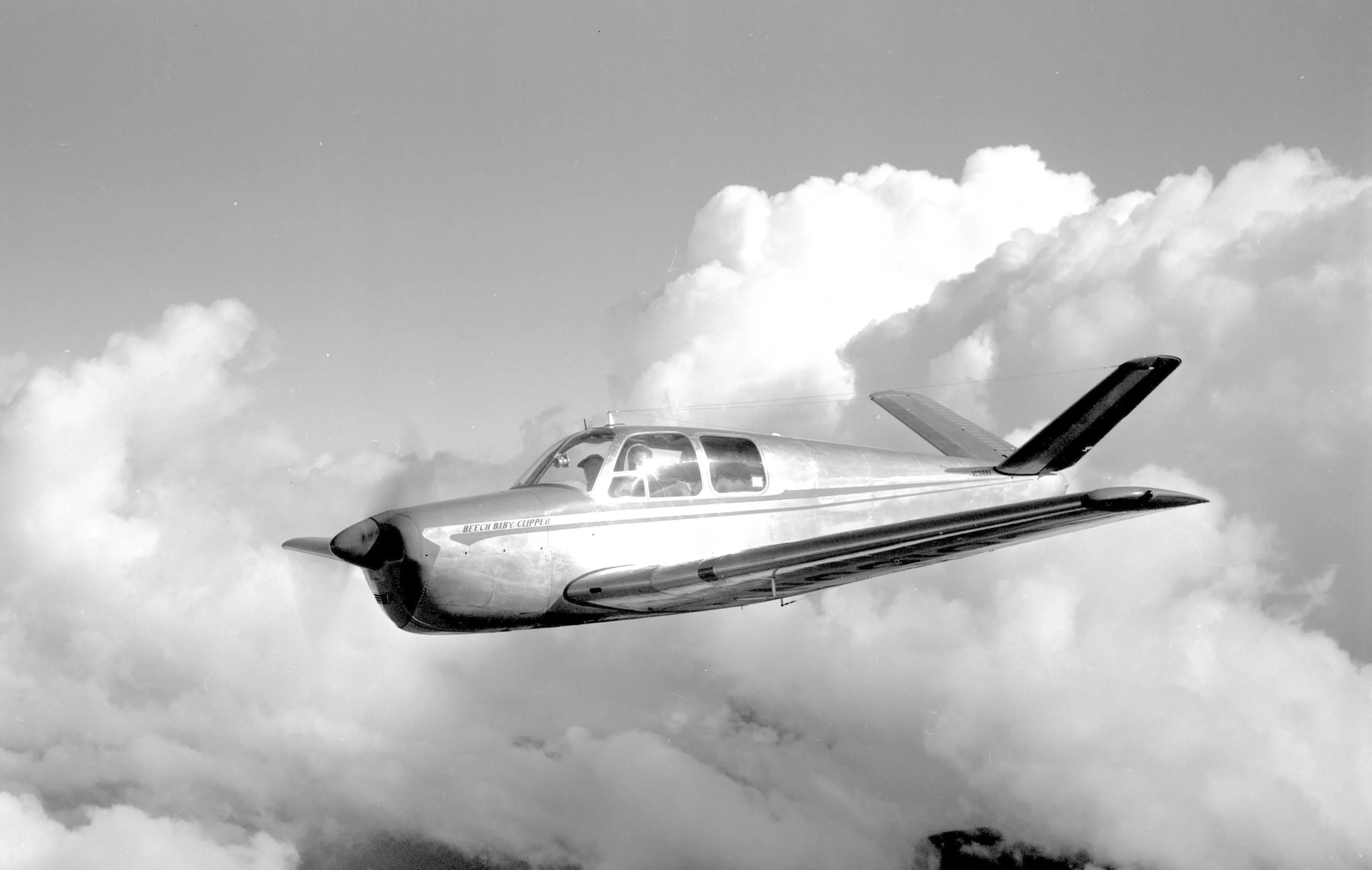 Αεροσκάφος Beechcraft Bonanza Model 35 με νηολόγιο N3188V