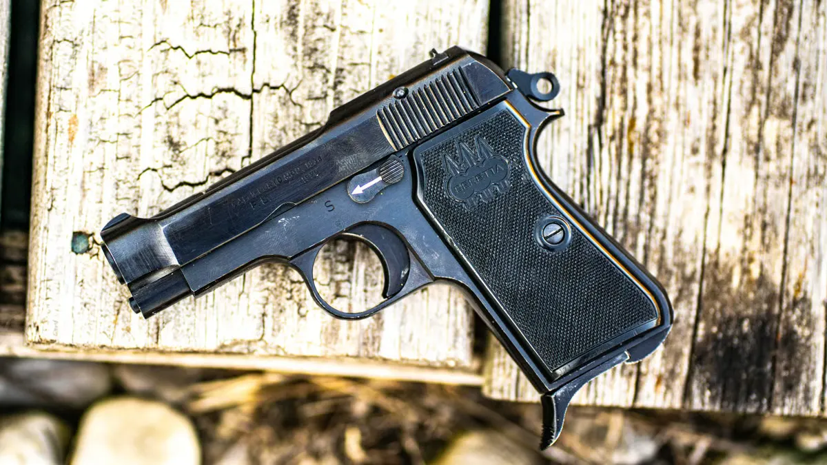 Ημιαυτόματο πιστόλι Beretta M1934, ίδιου τύπου με το όπλο της δολοφονίας