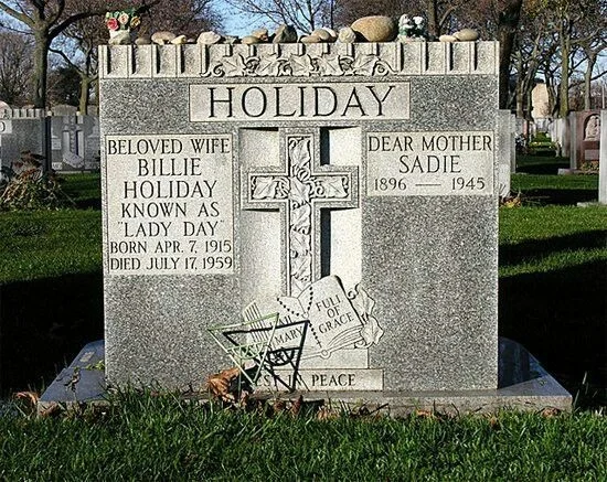 Ο τάφος της Billie Holiday στο νεκροταφείο St. Raymond’s του Μπρονξ