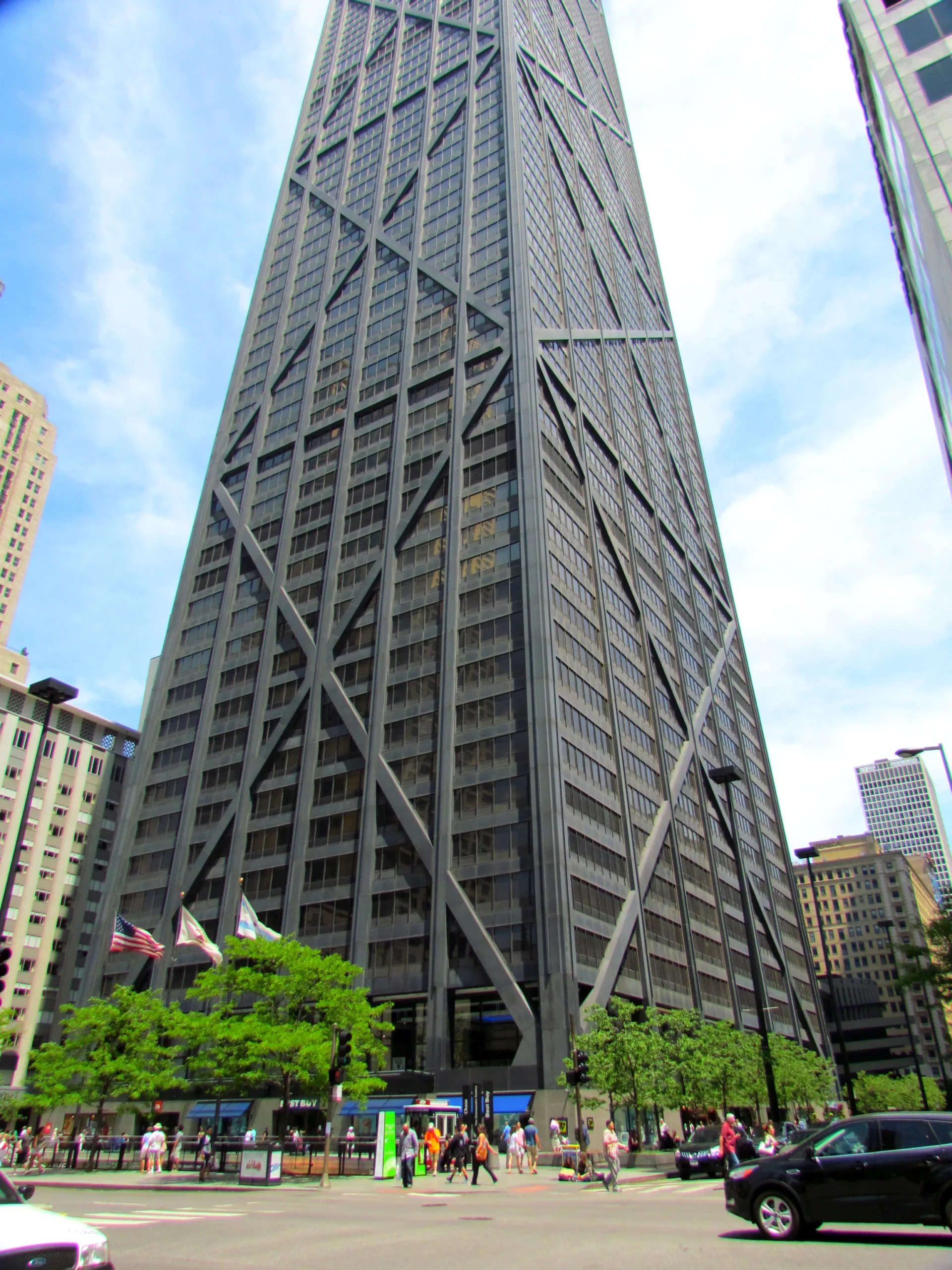 Εξωτερική όψη του John Hancock Center στο Σικάγο, όπου βρισκόταν το διαμέρισμα του Chris Farley.