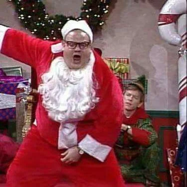 Ο Chris Farley ως Matt Foley με στολή Άγιου Βασίλη στο σκετς Motivational Santa του SNL.