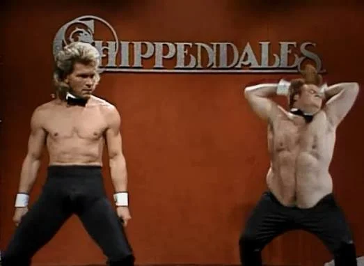 Ο Chris Farley και ο Patrick Swayze στο σκετς Chippendales Audition του Saturday Night Live.