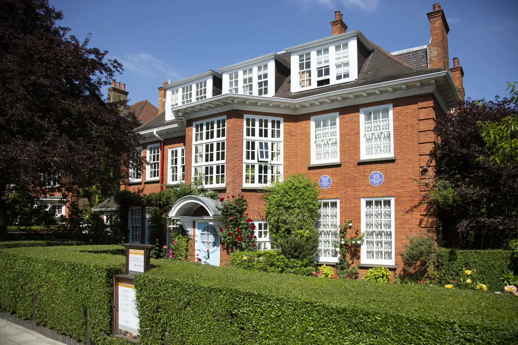 Το σπίτι του Freud στο Maresfield Gardens 20 στο Hampstead του Λονδίνου, σήμερα Freud Museum
