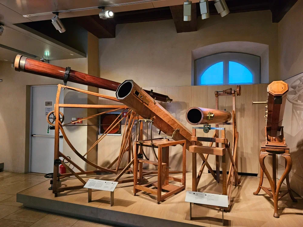 Τα σωζόμενα τηλεσκόπια του Galileo Galilei στο Museo Galileo της Φλωρεντίας