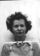 Φωτογραφία ταυτότητας της Kitty Oppenheimer στο Los Alamos