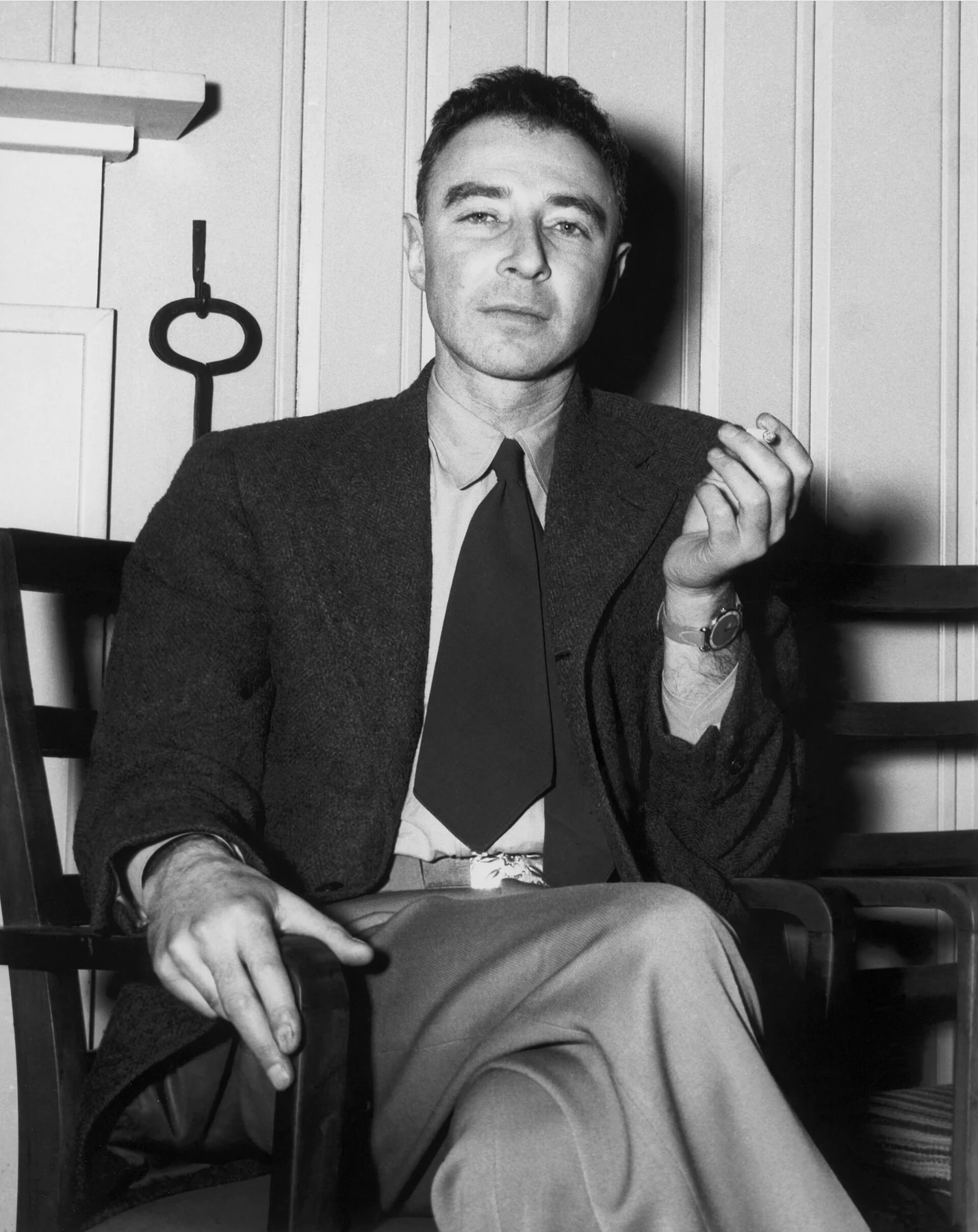 Ο J. Robert Oppenheimer στο Oak Ridge το 1946