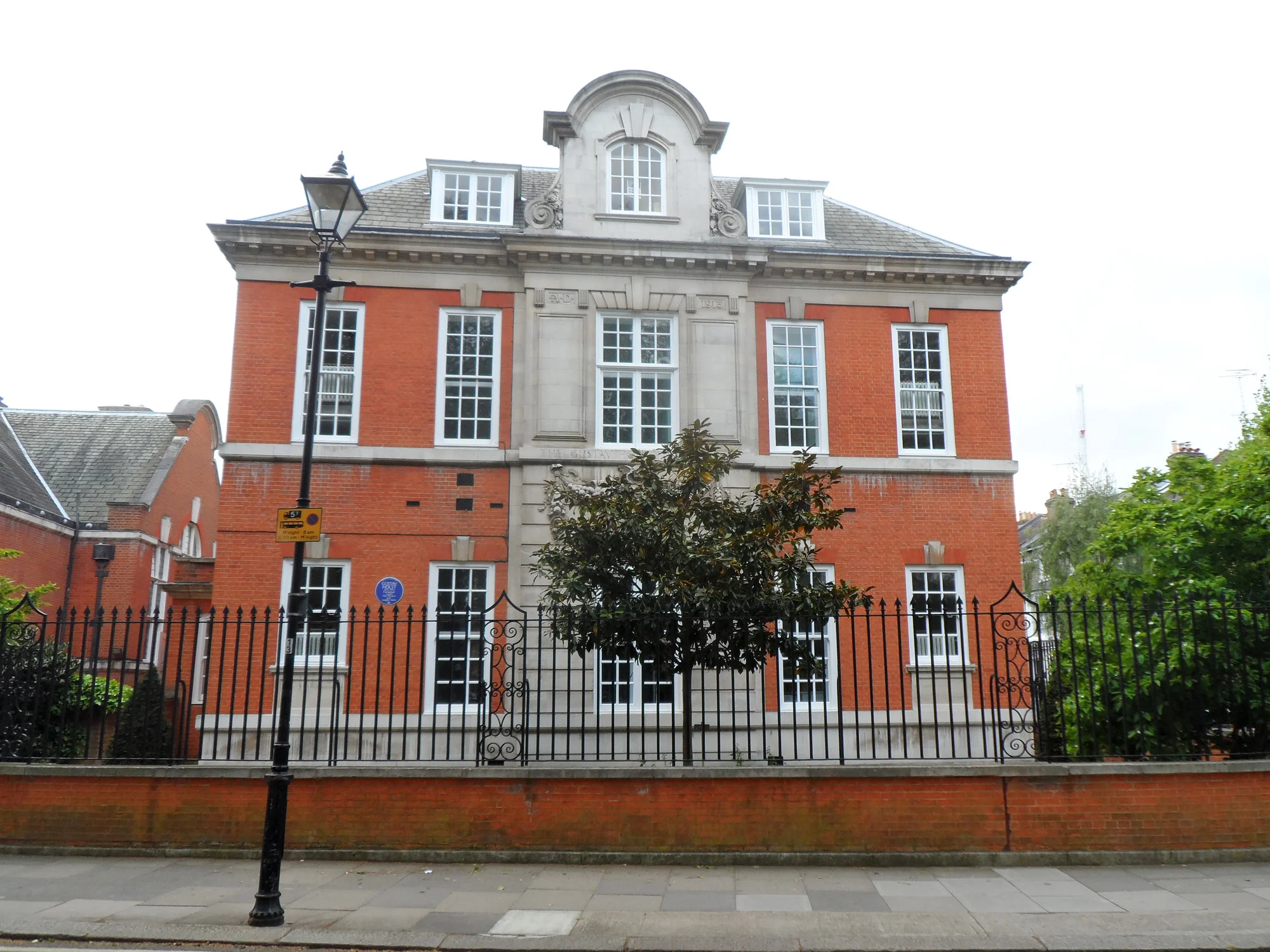 Το κτίριο του St Paul’s Girls’ School στο Hammersmith του Λονδίνου