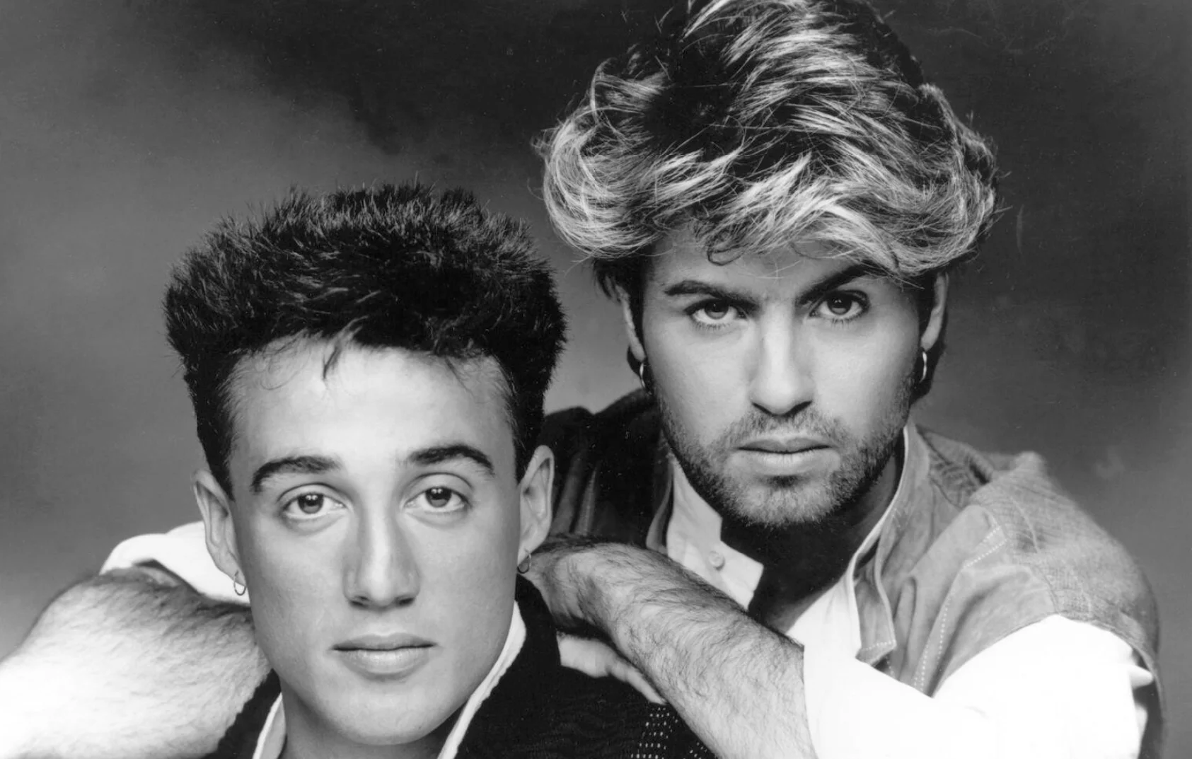 Αρχειακό πορτρέτο του George Michael και του Andrew Ridgeley ως Wham!.